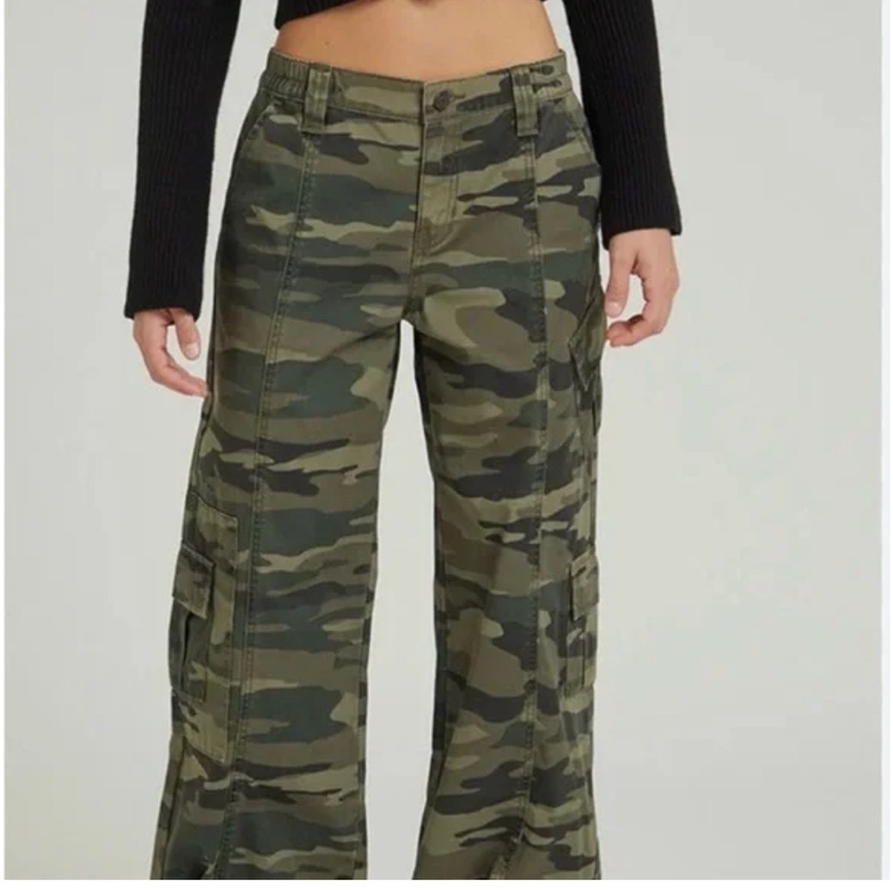 PacSun Camouflage Cargo Pants